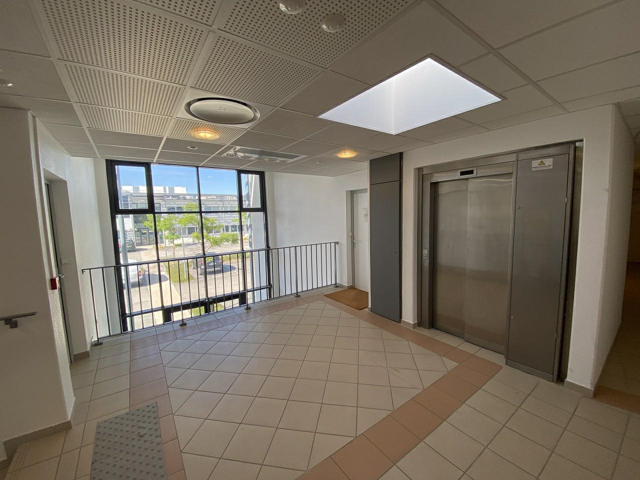 Bureau Dijon 120m² Location bureau Dijon Côte-d'Or OLBUR2110307 4